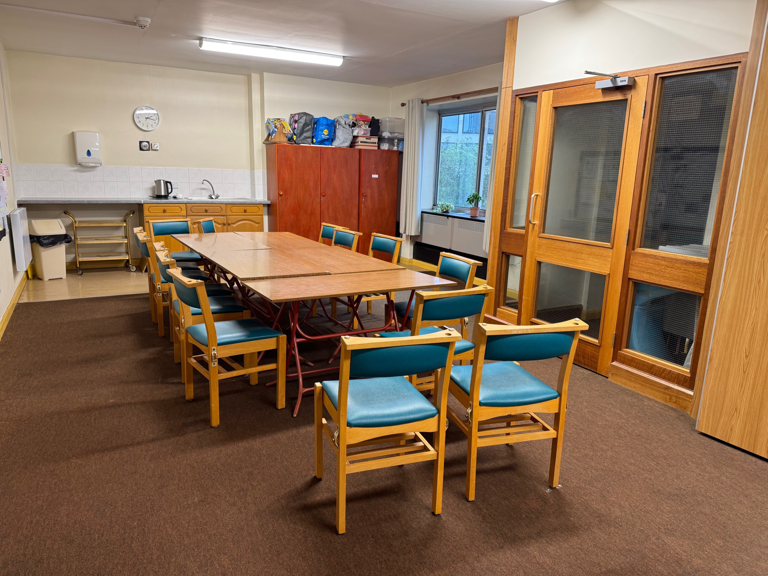 Brookside Room 02